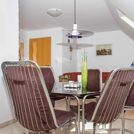 In 19551 Διαμέρισμα *