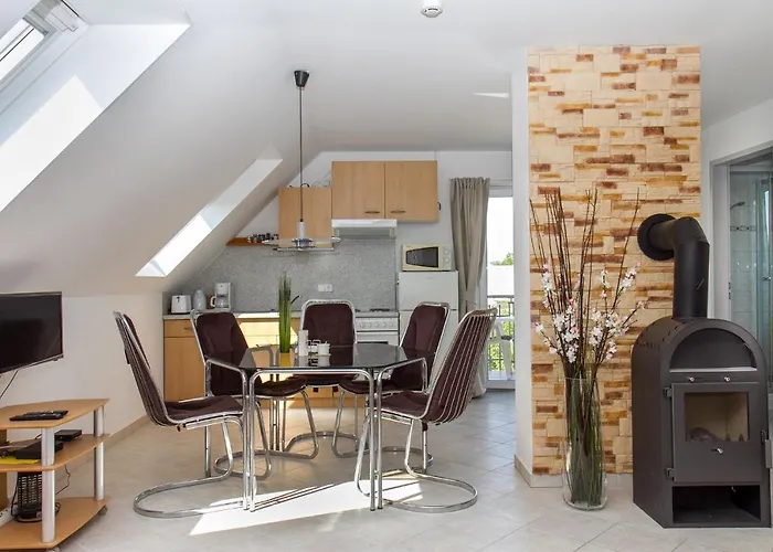 In 19551 Balatonmáriafürdő